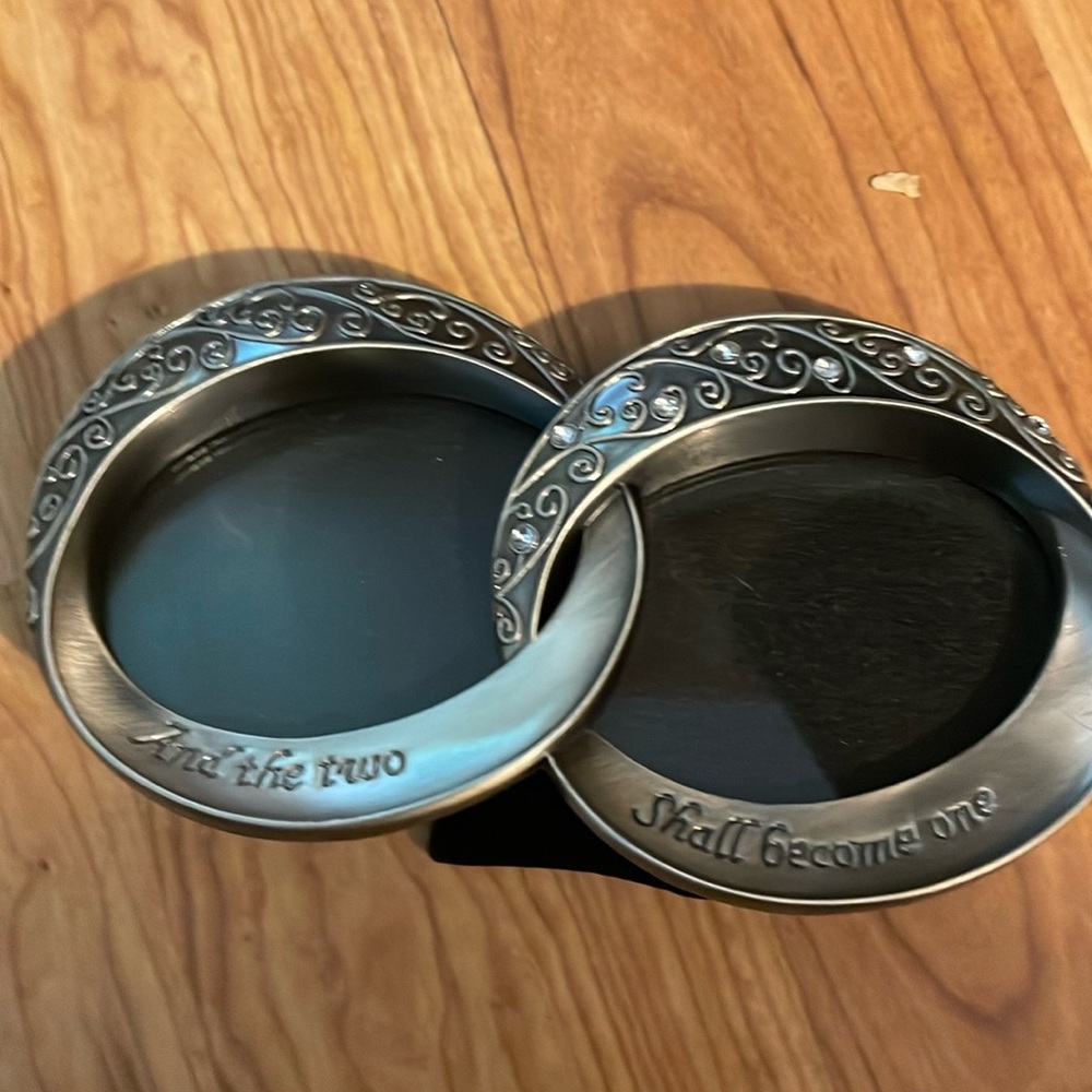 Used 2.5x3 dbl double circle wedding picture frame Pewter 2006 fetco decor frame